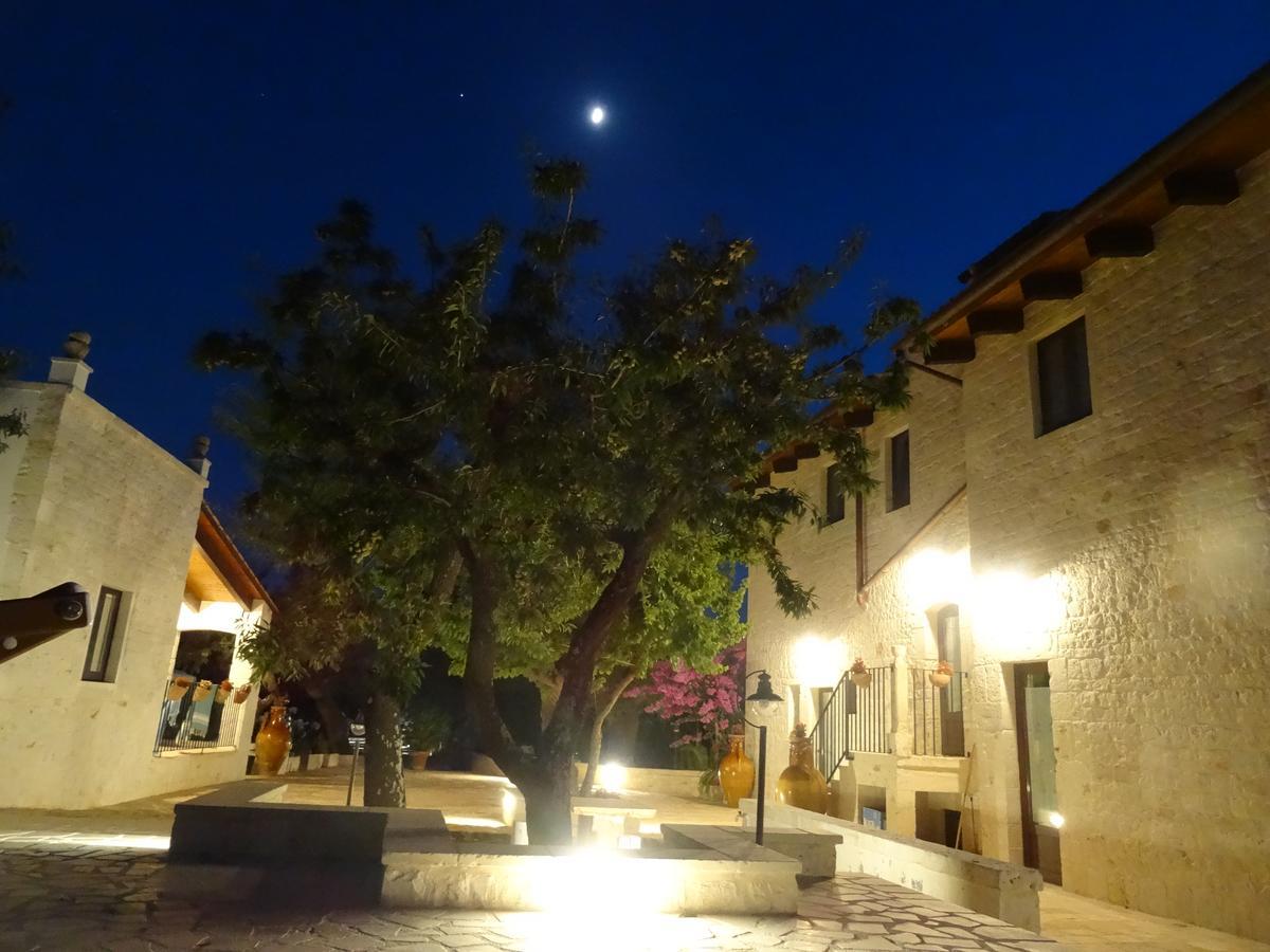 L'Antico Casolare Bed & Breakfast Castellana Grotte Exterior photo