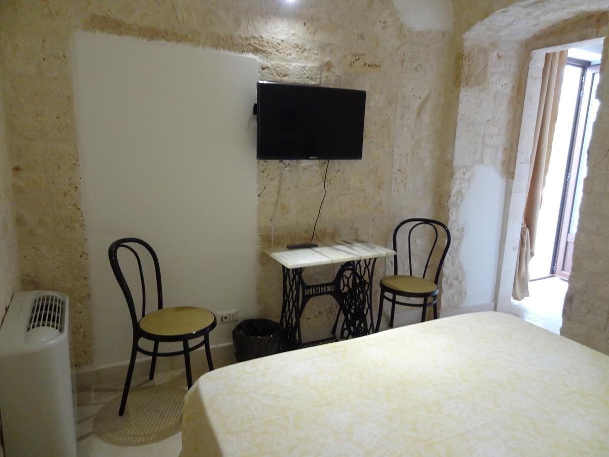 L'Antico Casolare Bed & Breakfast Castellana Grotte Exterior photo